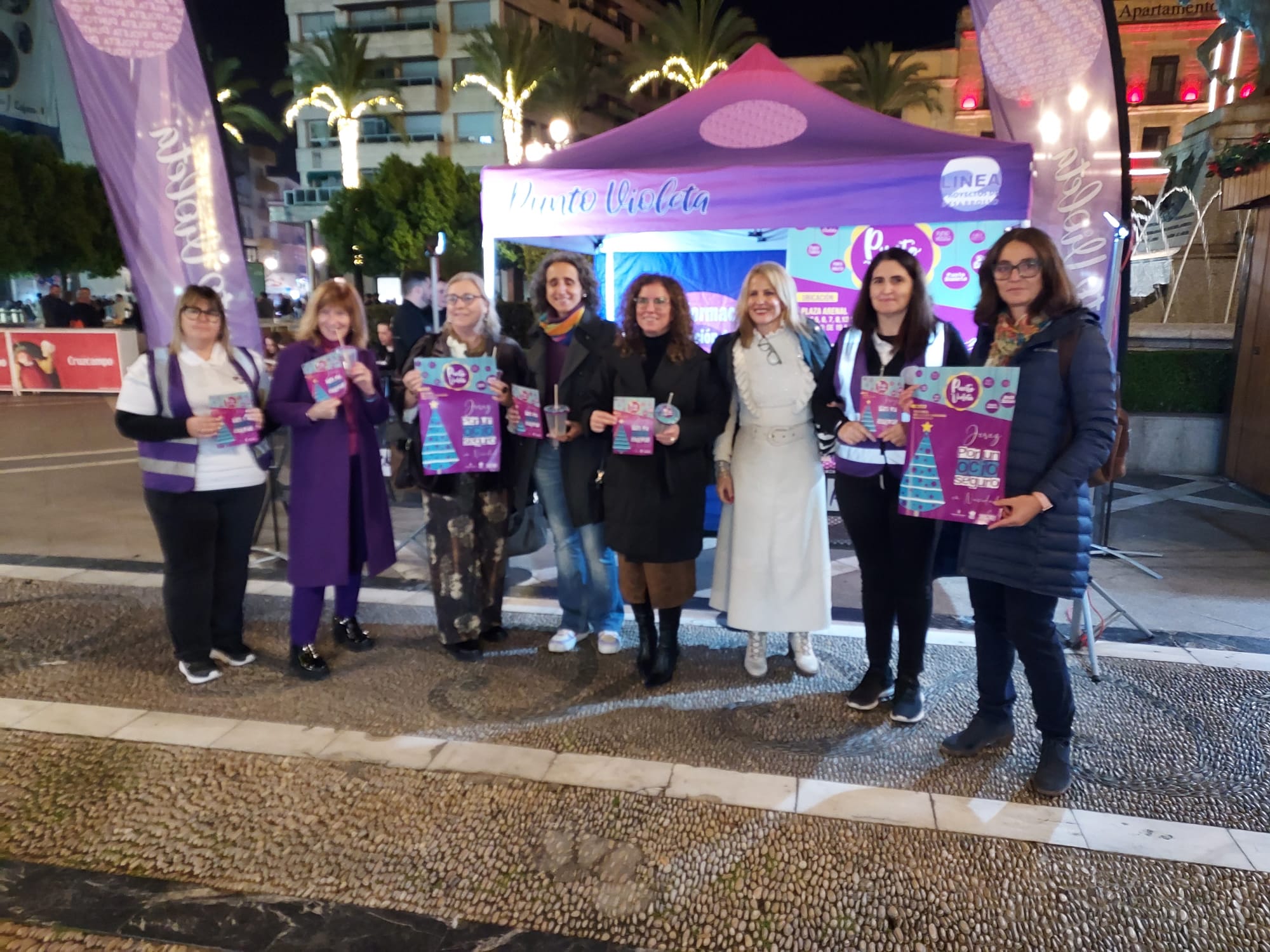 Inauguración del Punto Violeta en la plaza del Arenal