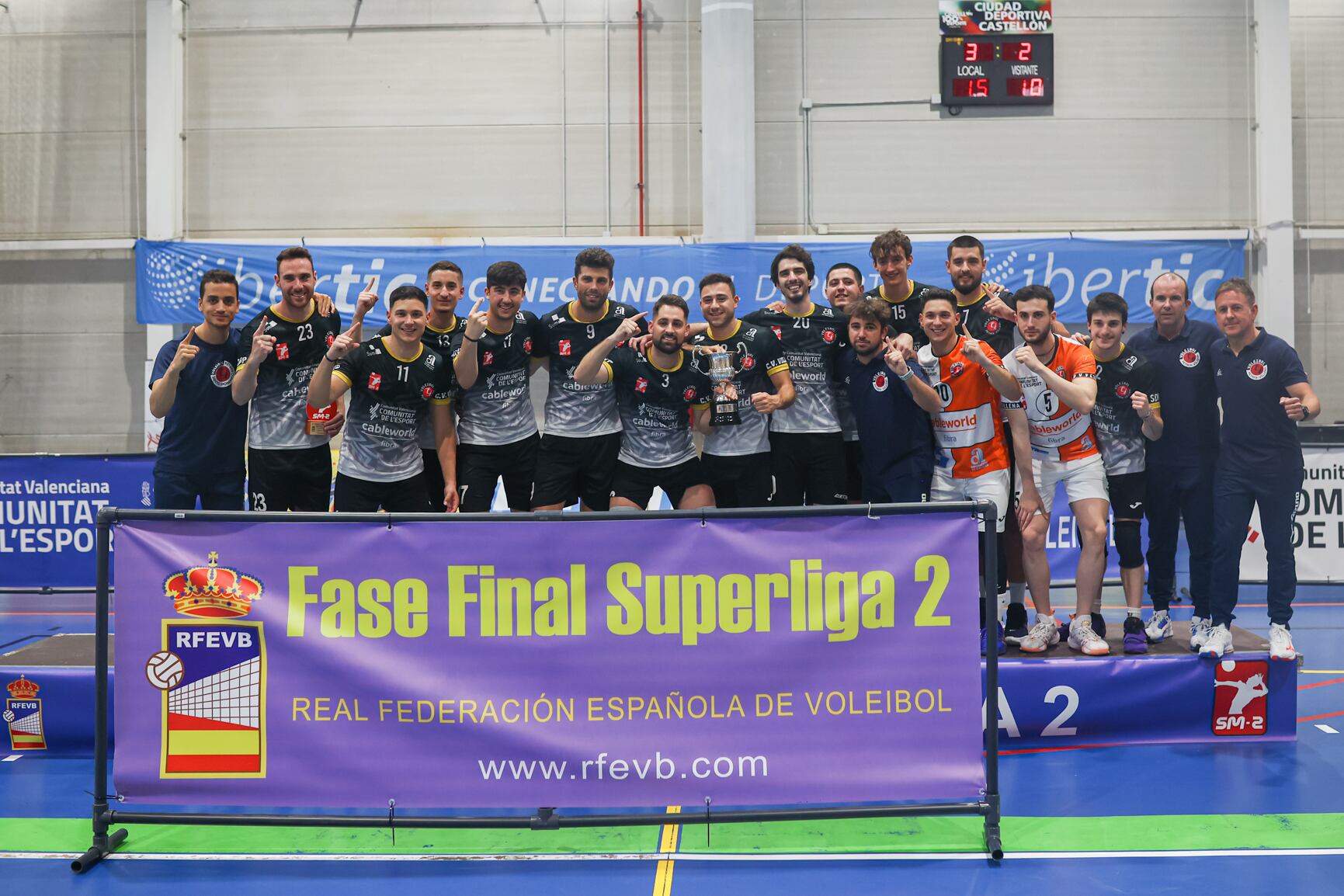 Alegría en la fase final de la superliga