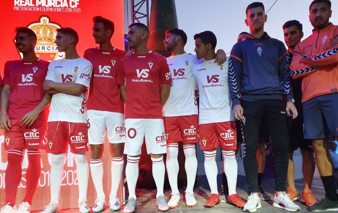 Así son las nuevas camisetas del Real Murcia 2019-2020