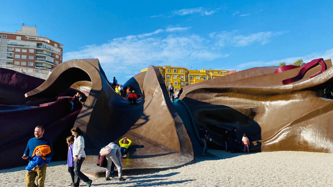 Las zonas del parque Gulliver de València que se tuvieron que cerrar el jueves están ya operativas.