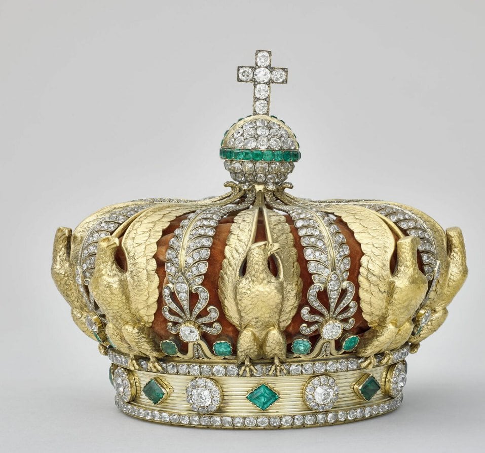 Imagen de la corona de Eugenia de Montijo