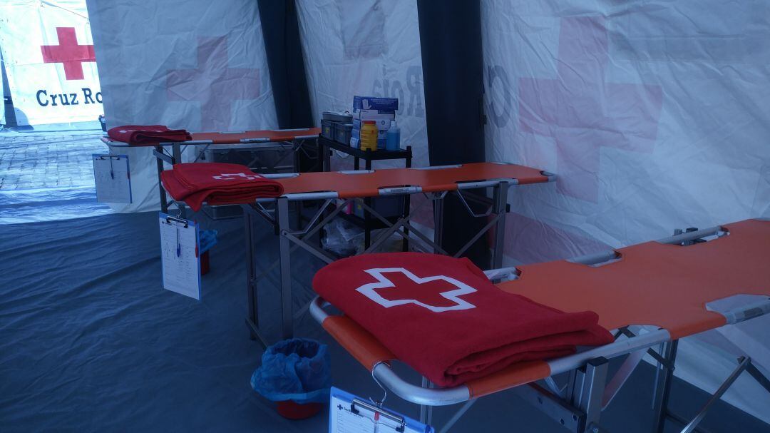 Interior de uno de los puestos de atención en emergencias de Cruz Roja