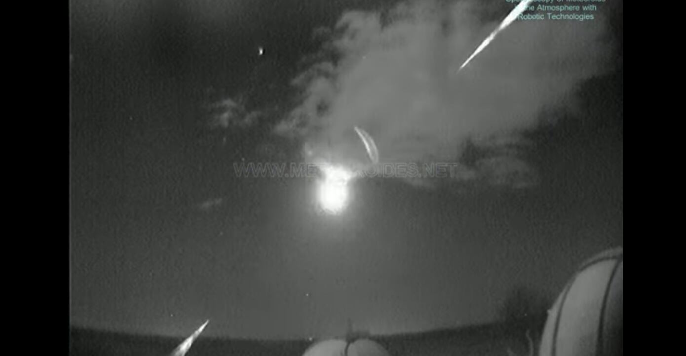 Bola de fuego captada por la grabación del Instituto de Astrofísica de Andalucía.