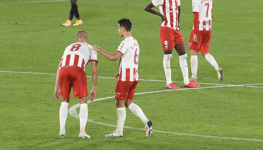 Petrovic y De la Hoz no juegan juntos en el doble pivote desde diciembre.