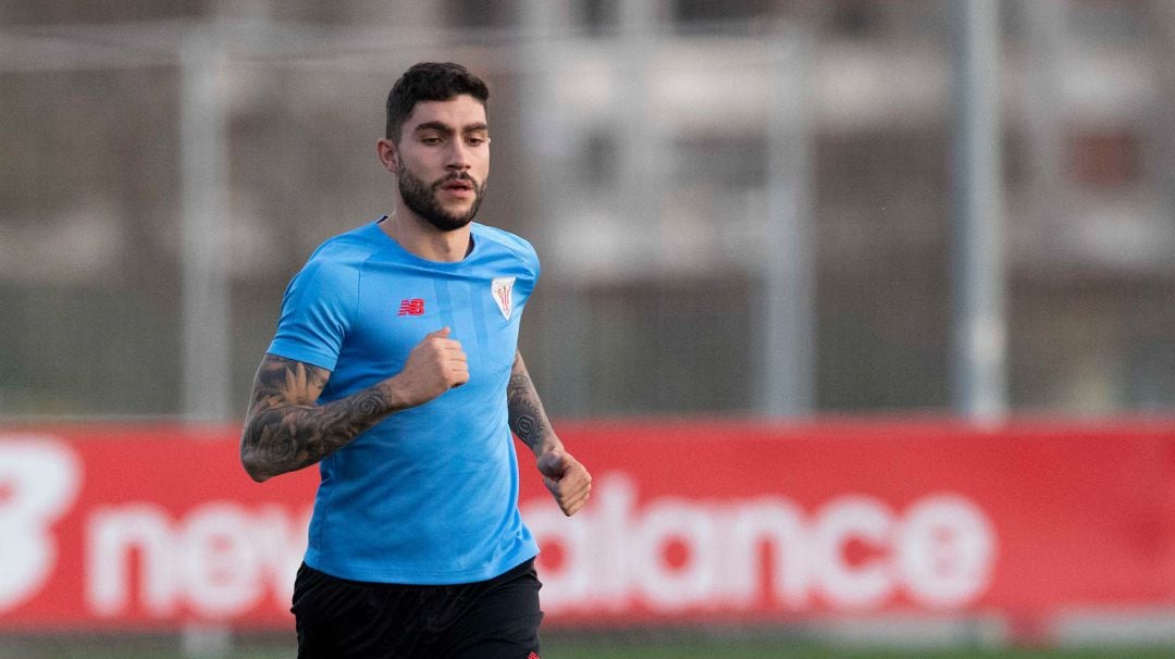 Unai Núñez, durante un entrenamiento en Lezama