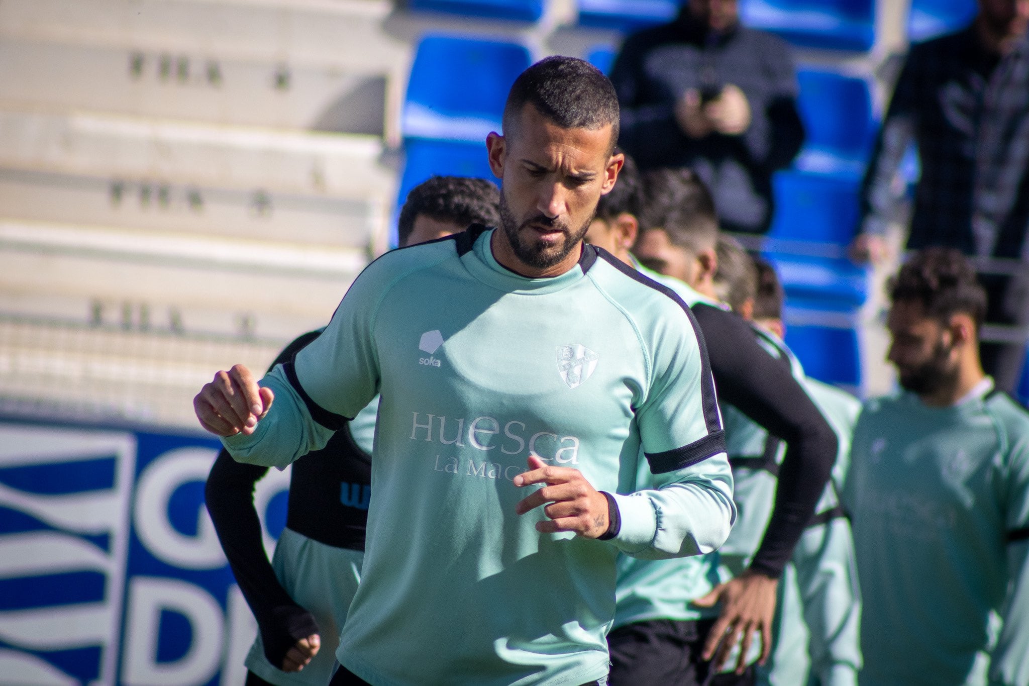 Óscar Sielva durante el entrenamiento de este jueves en El Alcoraz