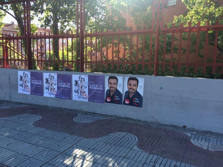 Carteles de Unidos Podemos 