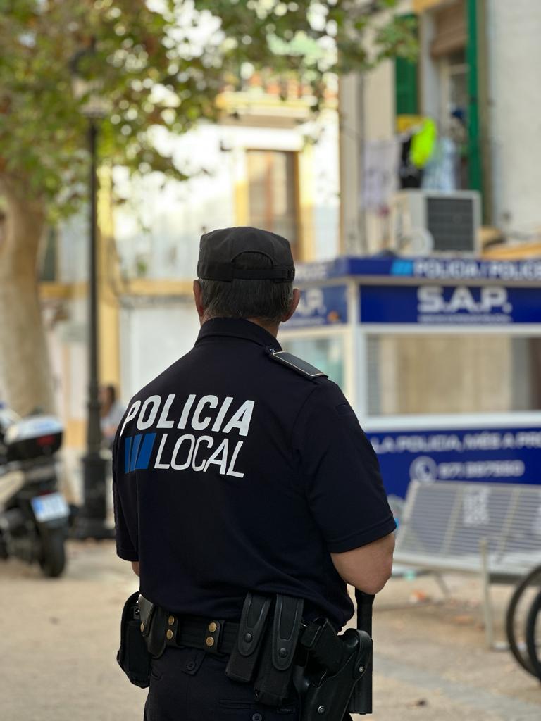 Agente de la Policía Local de Ibiza en una imagen de archivo