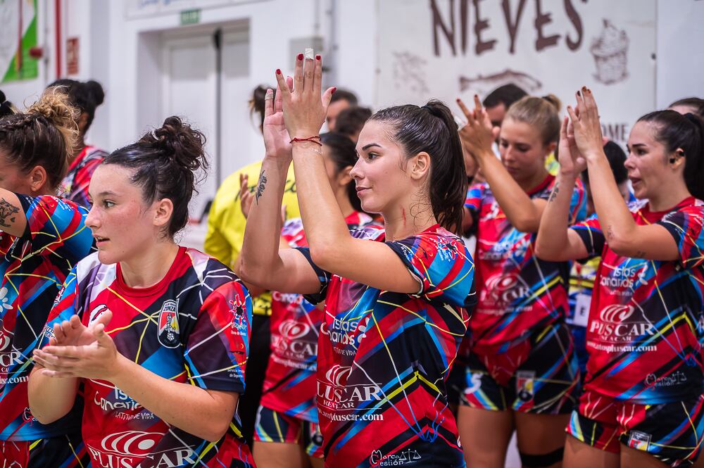 Jugadoras del Zonzamas Plus Car Lanzarote.