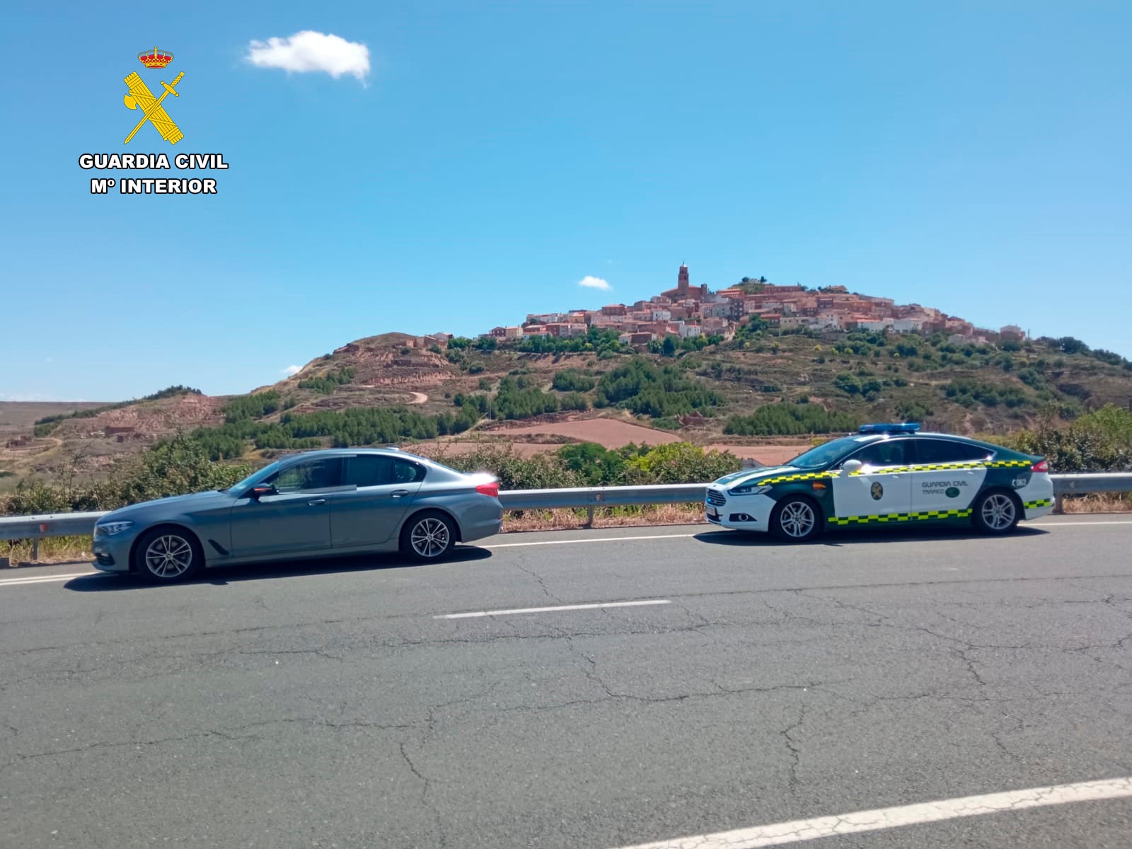 La Guardia Civil ha interceptado en la carretera N-232 en Ausejo (La Rioja) a un joven de 19 años por circular a una velocidad de 181 km/h.