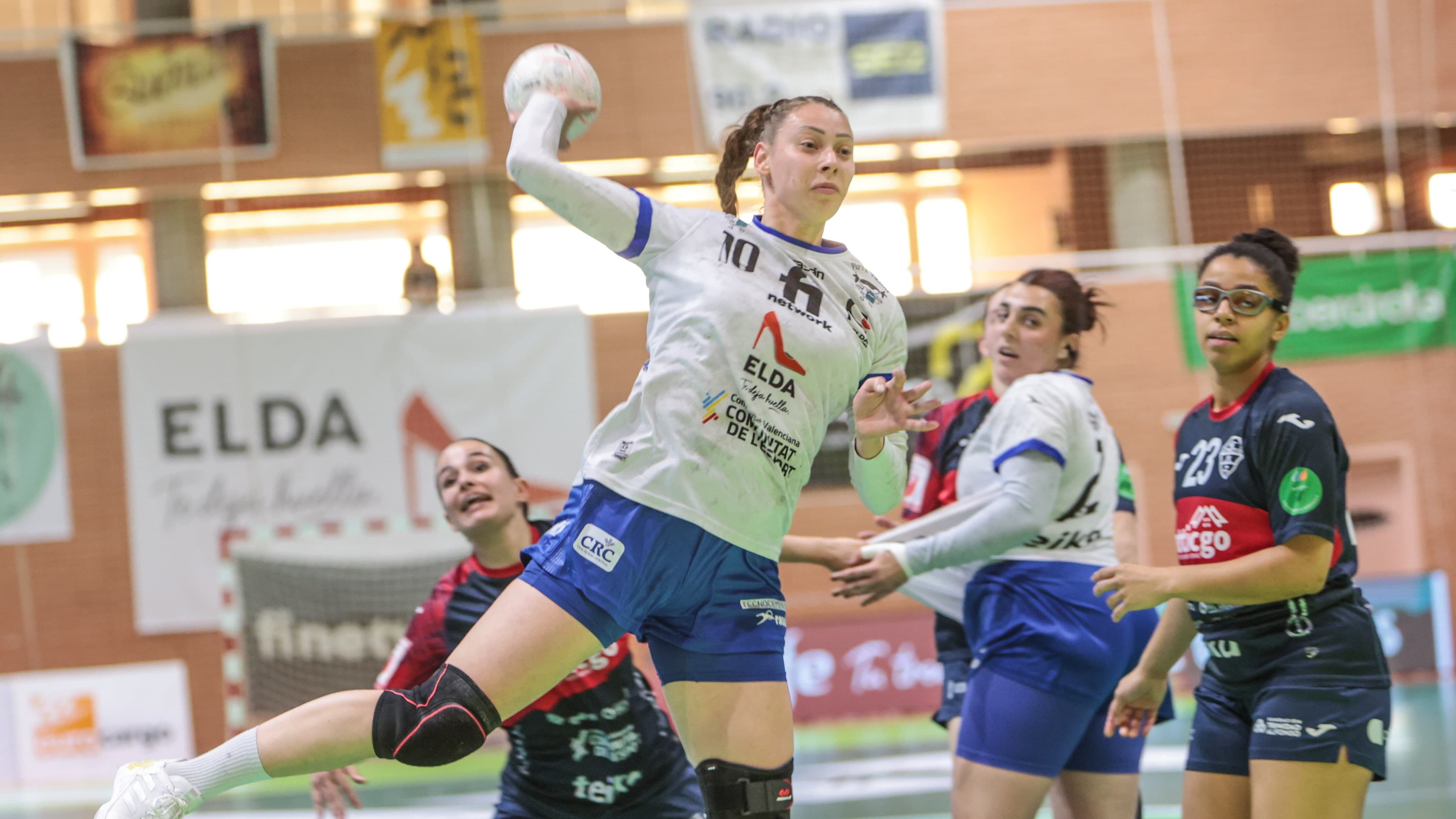 Lora Sarandeva seguirá en el Elda Prestigio