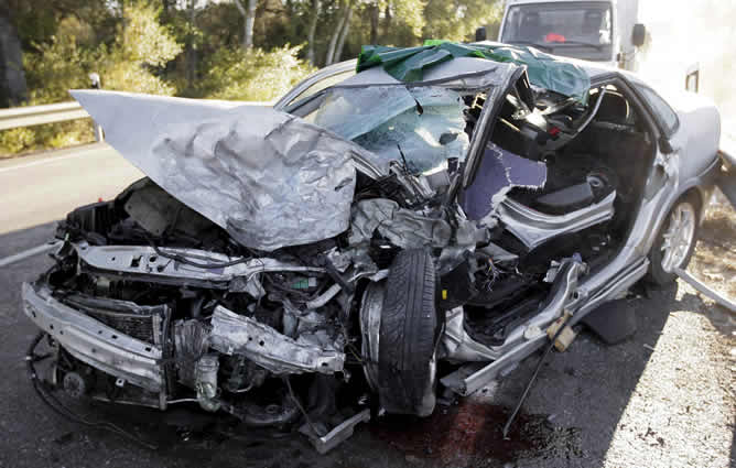 Casi 125.000 personas resultaron heridas en accidentes de tráfico en 2009.