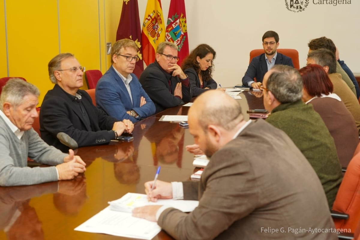 Reunión de la Comisión de Hacienda este lunes