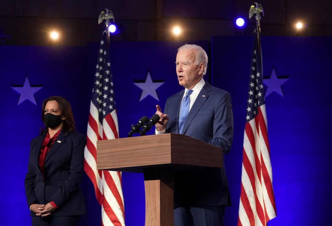 El candidato a presidente, Joe Biden, junto a Kamala Harris