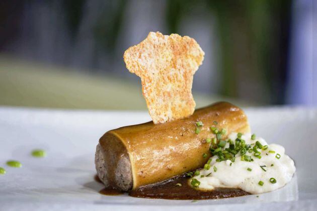 Canelón de vaca vieja con crema de payoyo