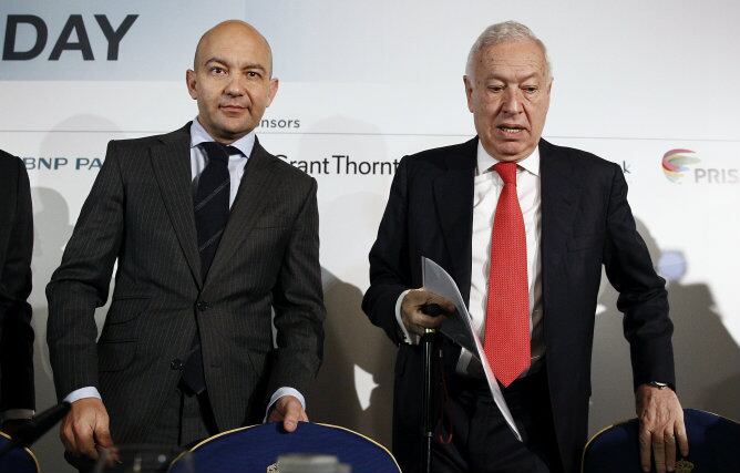 El ministro de Asuntos Exteriores, José Manuel García-Margallo, y el secretario de Estado de Comercio, Jaime García-Legaz, al inicio de la inauguración de la cuarta edición del Spain Investors Day