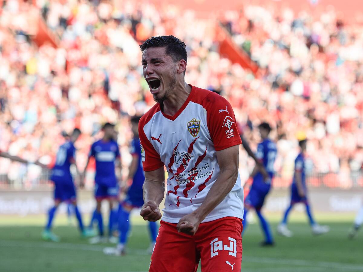 El Almería es líder cuatro meses después