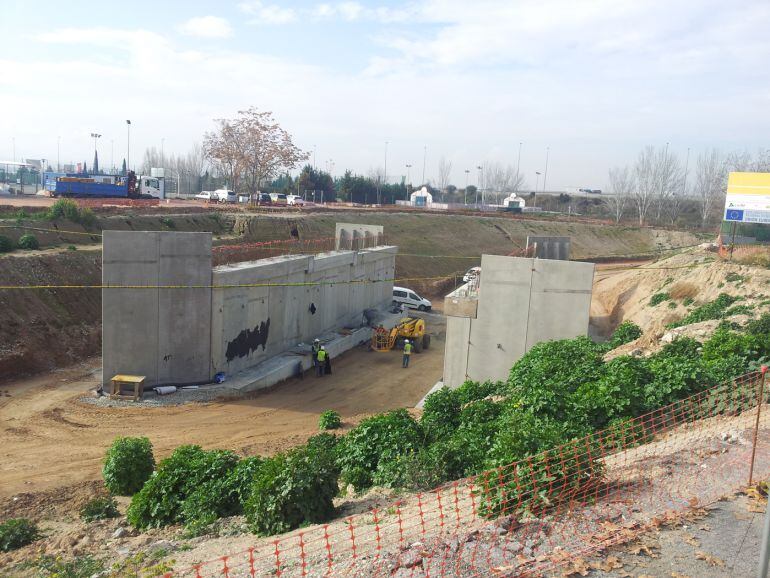 Estado actual de las obras del AVE a su paso por el barrio de La Chana(Granada)
