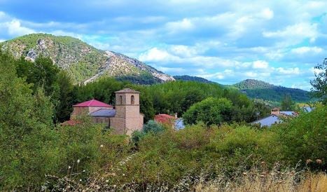 Vindel, municipio del norte de la provincia de Cuenca, entre las comarcas de la Alcarria y la Serranía.