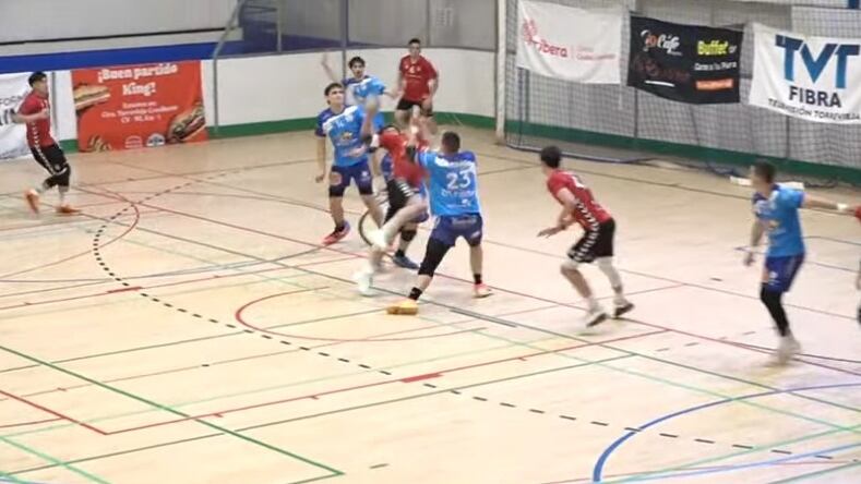 El Elda - C.E.E. claudicó ante la necesidad del Mare Nostrum Torrevieja