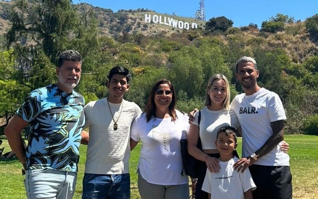 Jonathan Viera sigue disfrutando de sus merecidas vacaciones.