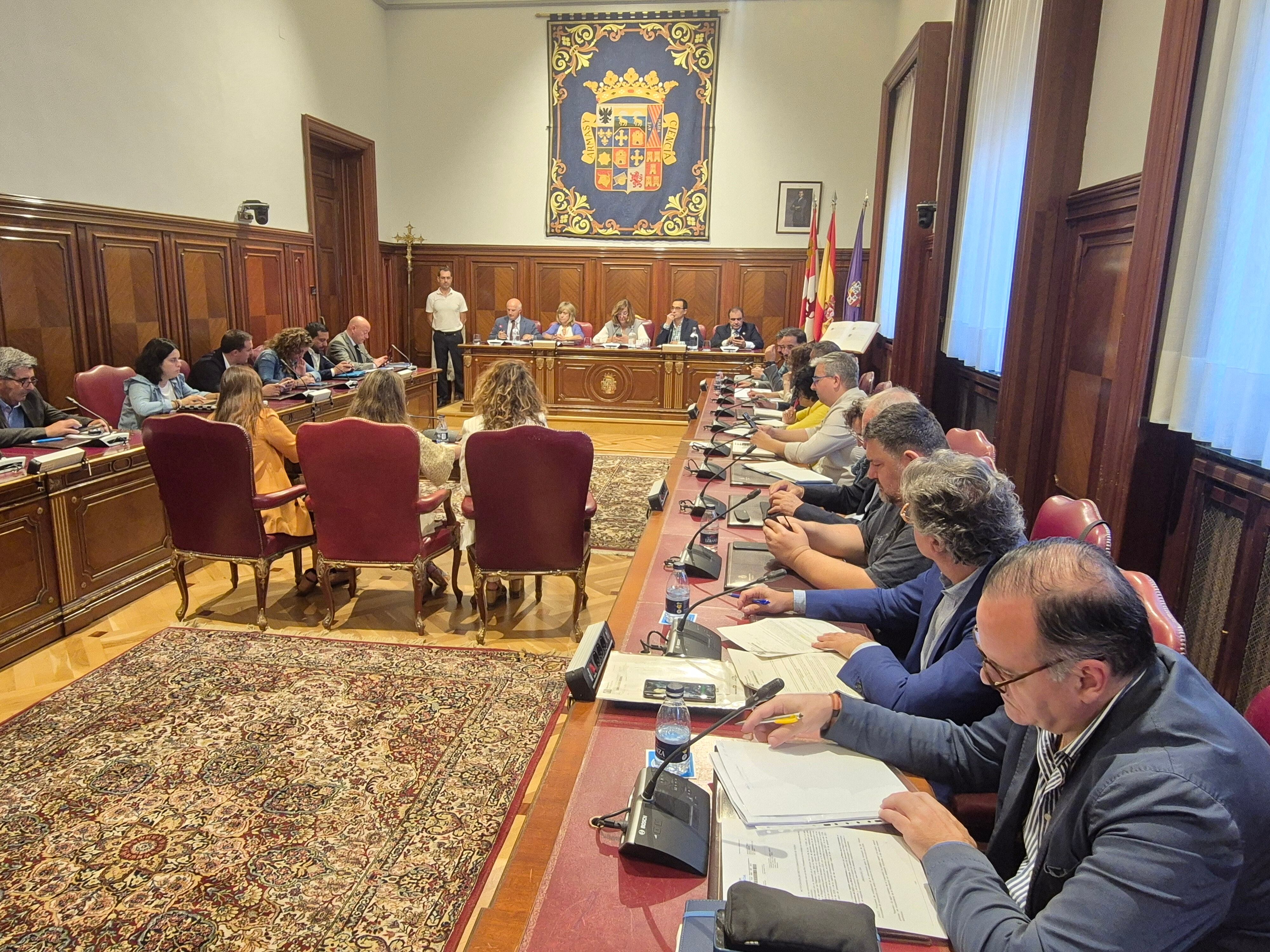 Pleno extraordinario de la Diputacion de Palencia