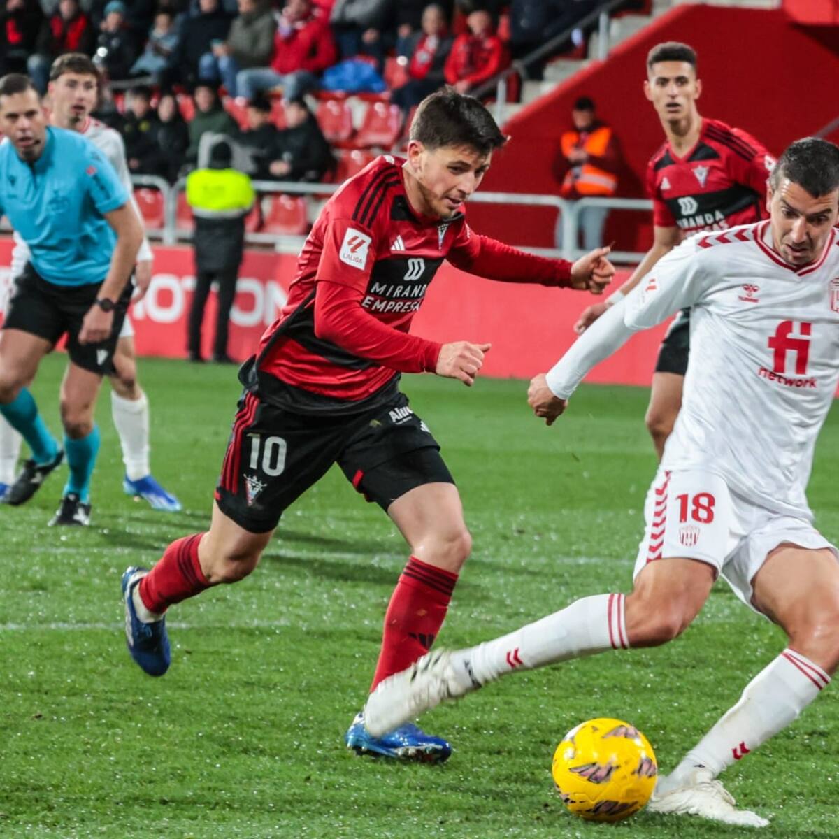 El Eldense recibe demasiado castigo ante el Mirandés (3-1)