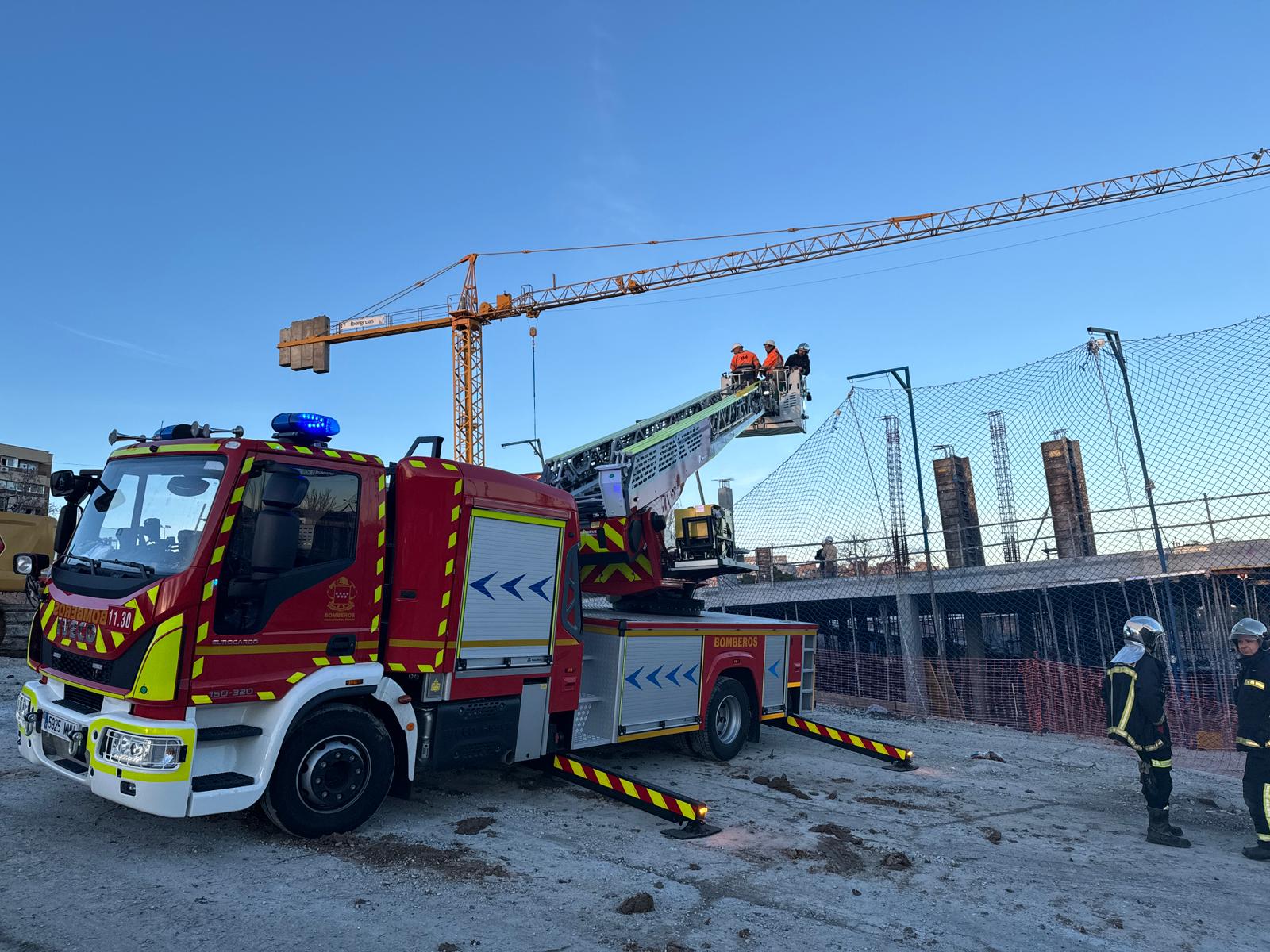 Se derrumba el forjado de las obras de construcción de un aparcamiento público en Alcobendas