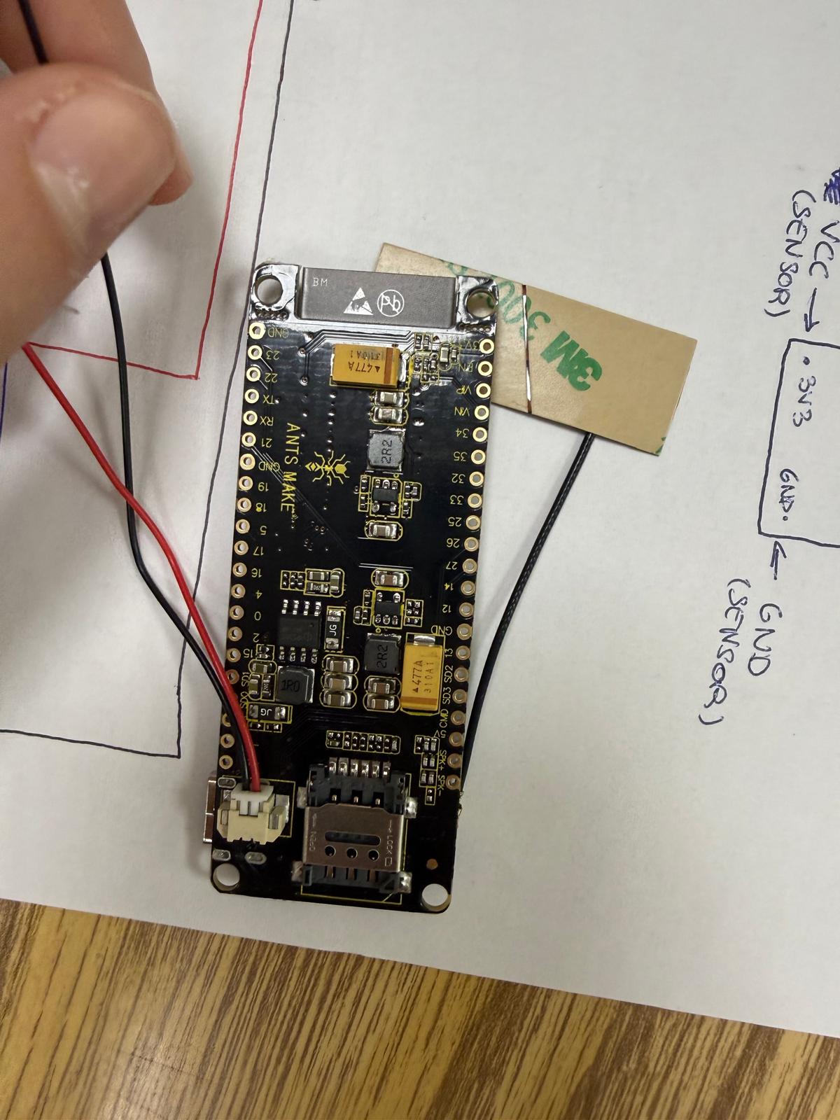 El colegio Carmelitas de La Unión 'inventa' soluciones para los problemas de su tierra