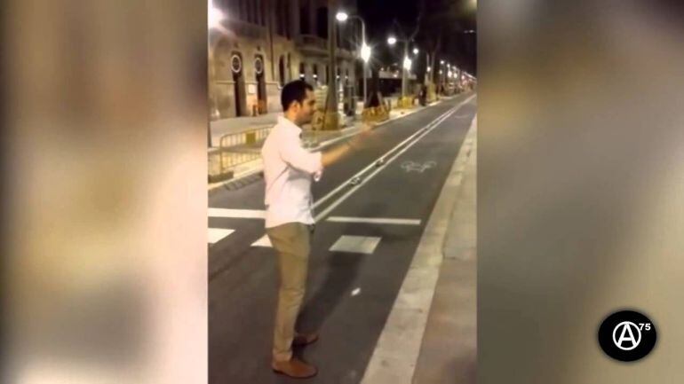 El autor de la agresión se entregó a la Policía tras difundirse el vídeo en las redes sociales