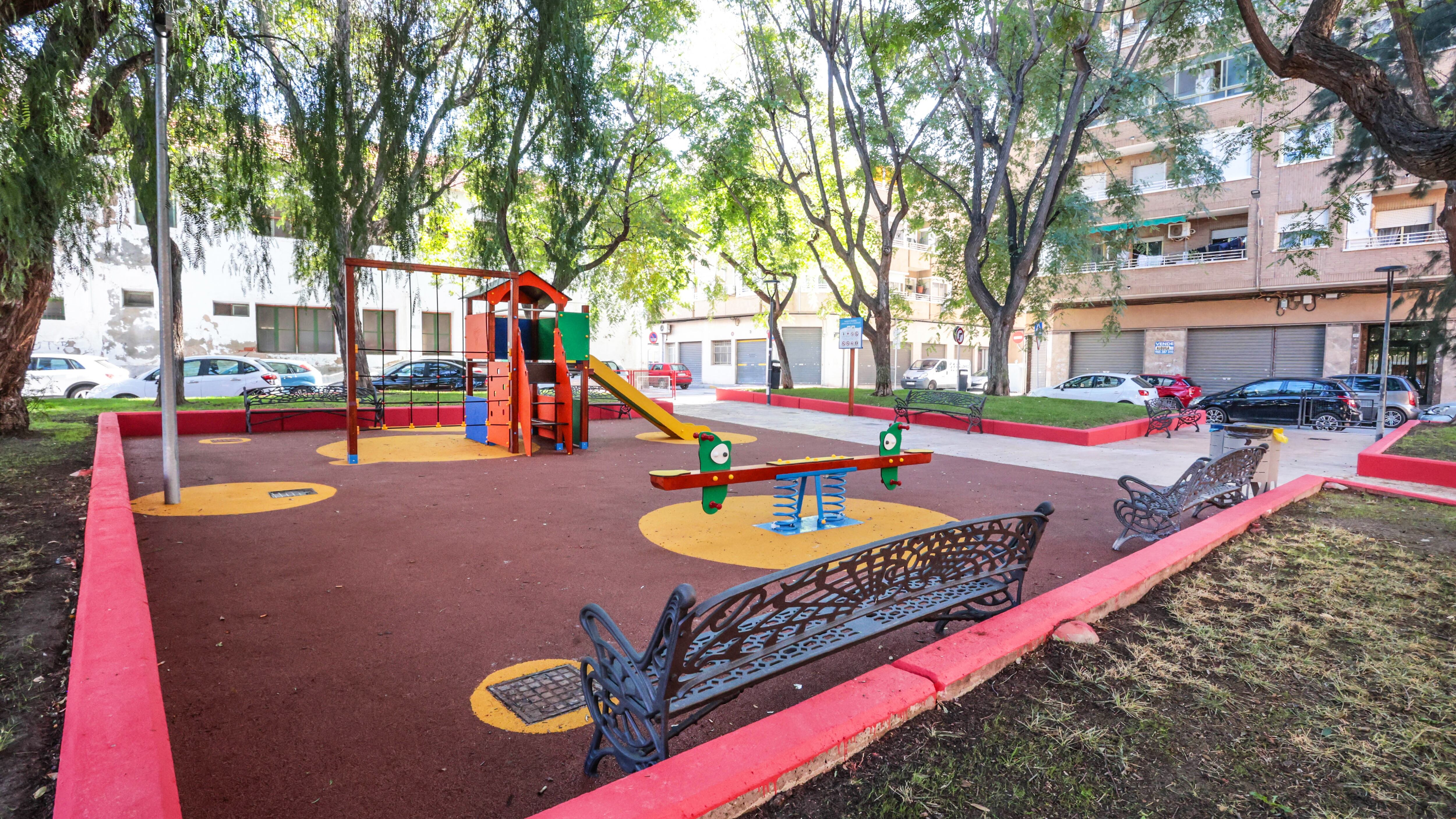 Jardín del barrio Casa de la Juventud en Elda