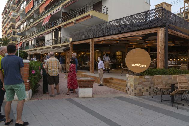 Exterior de Blanco Roto Rice Club