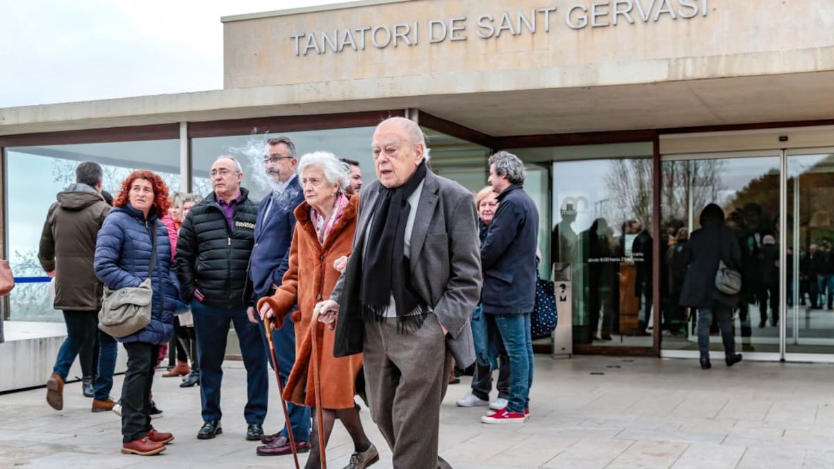 La Audiencia propone juzgar a los Pujol por "organización criminal para enriquecerse con la corrupción"