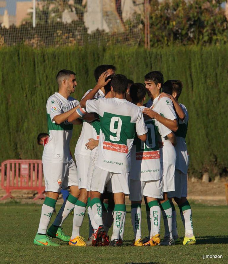 El filial del Elche C.F. logró una valiosa victoria en Crevillente