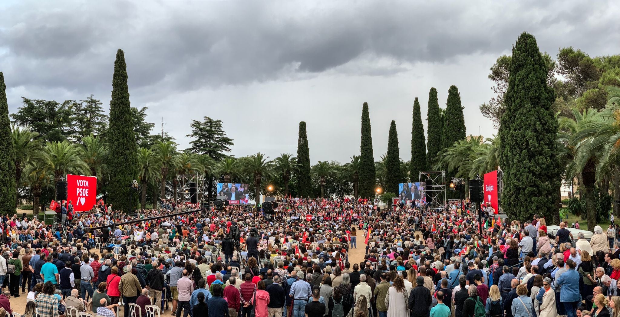 Acto en la Alcazaba de Badajoz con la presencia de Pedro Sánchez, Guillermo Fernández Vara y Ricardo Cabezas