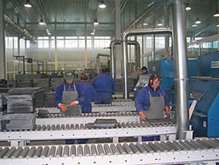 Las pizarreras del Bierzo y Cabrera a calculan que introducirán vía marítima unas 390.000 toneladas al año