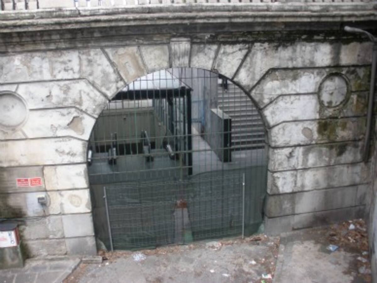 IU quiere que la estación de Príncipe Pío se convierta en un centro de música