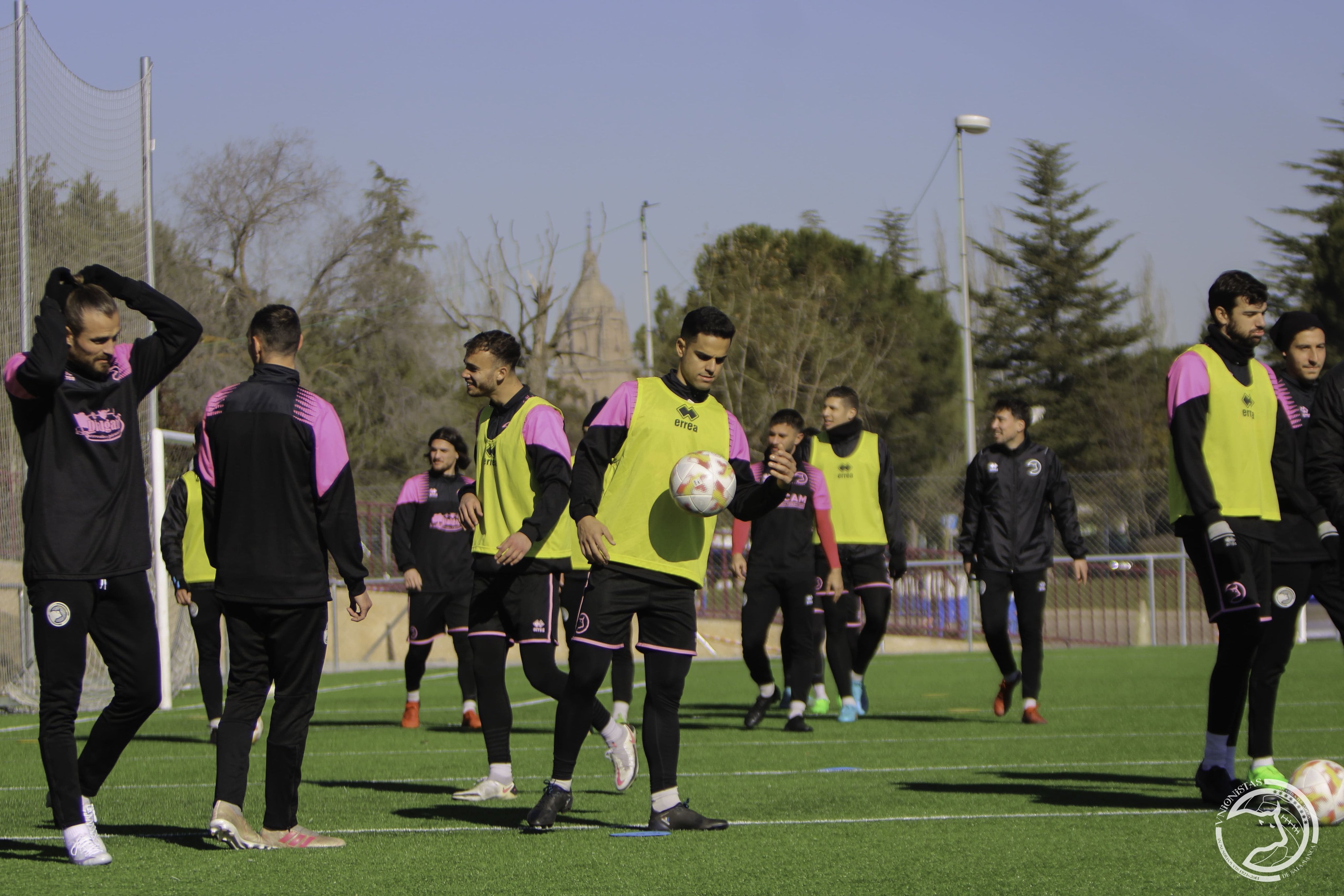 Unionistas de Salamanca entrena en el anexo/ Unionistas CF