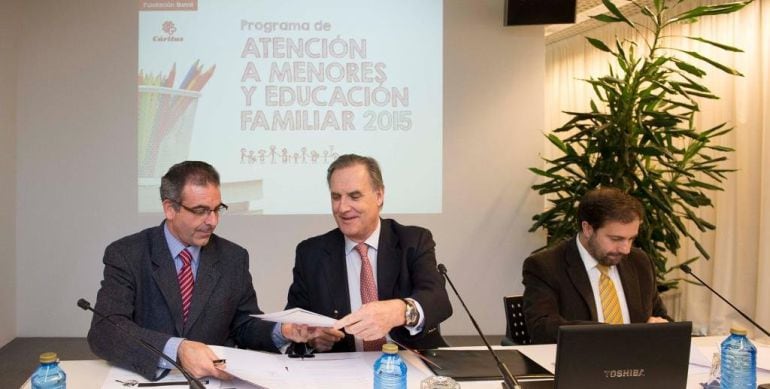 José María Mosquera, durante la firma de un convenio con Caritas