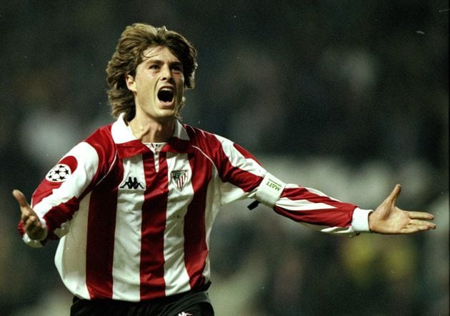 Imagen de archivo de Julen Guerrero celebrando un gol con la camiseta del Athletic