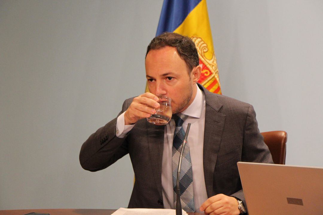 El ministre d'Afers Socials, Justícia i Interior, Xavier Espot, en compareixença pública aquest dilluns.