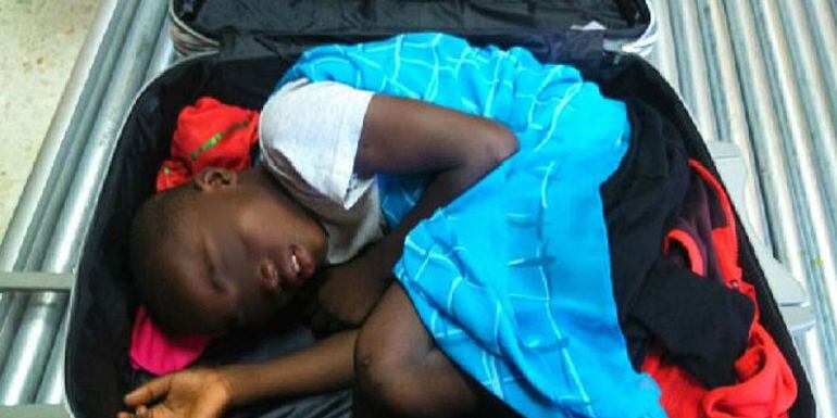 Adou, el niño que llegó en una maleta a Ceuta