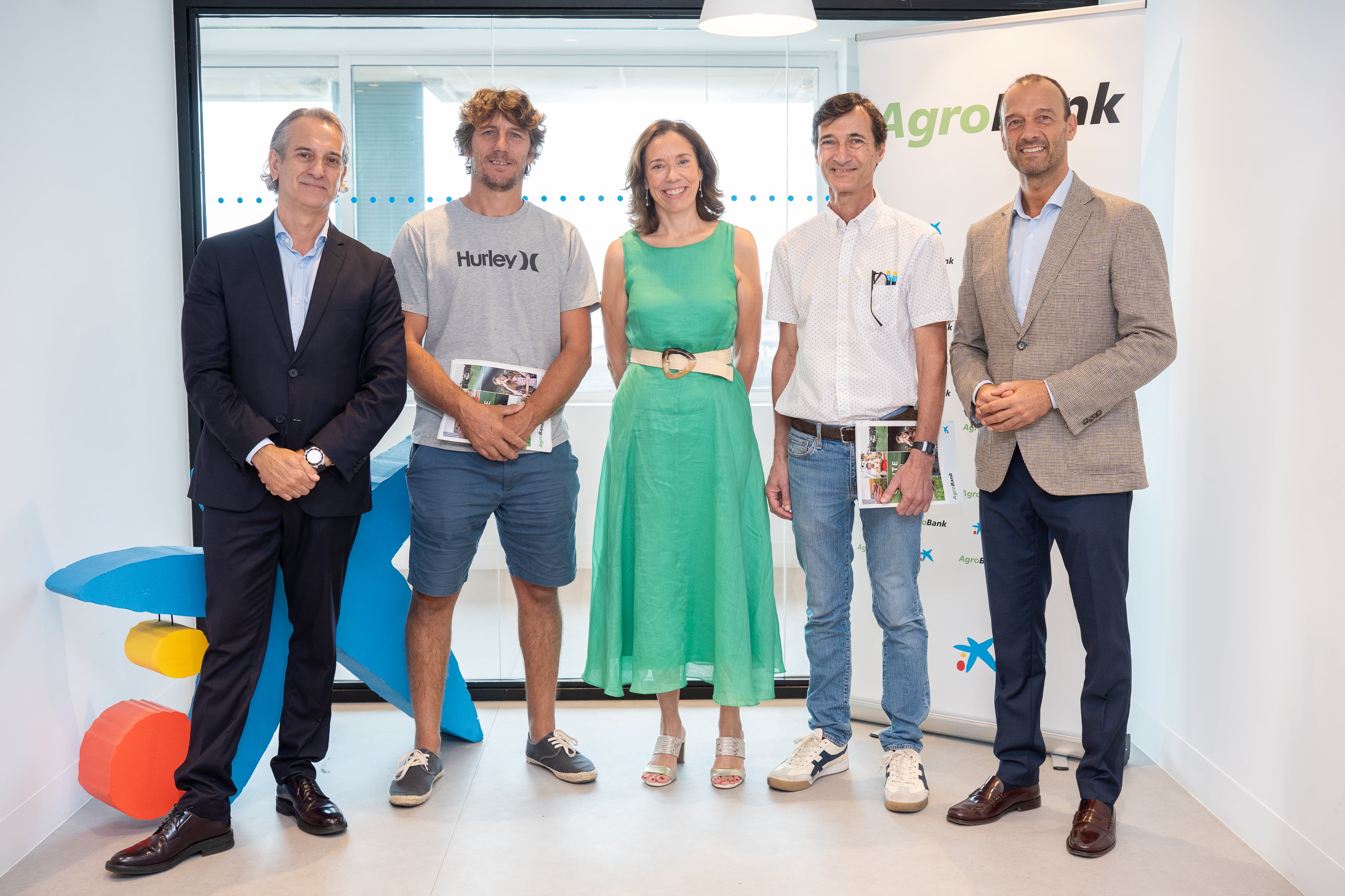 Firma del convenio entre CaixaBank y las cofradías de pescadores &#039;San Ginés&#039; y &#039;La Tiñosa&#039;, en Lanzarote.