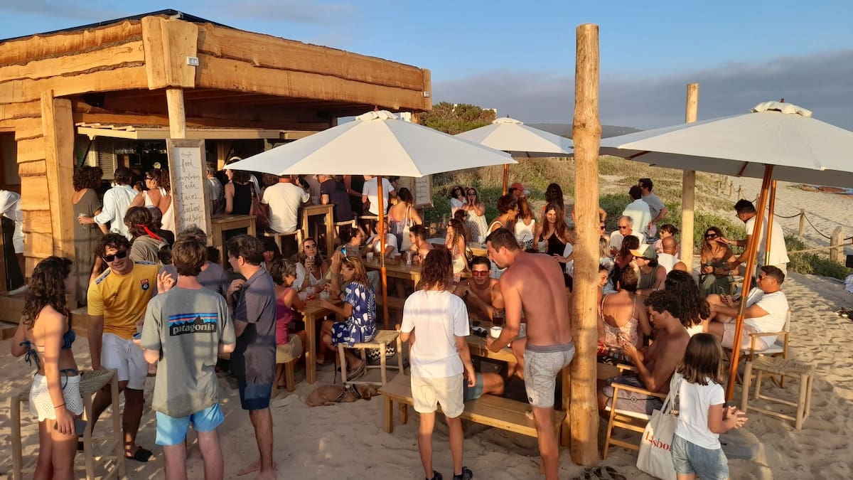 El gobierno de Formentera "confía" en que habrá quioscos de playa el próximo verano