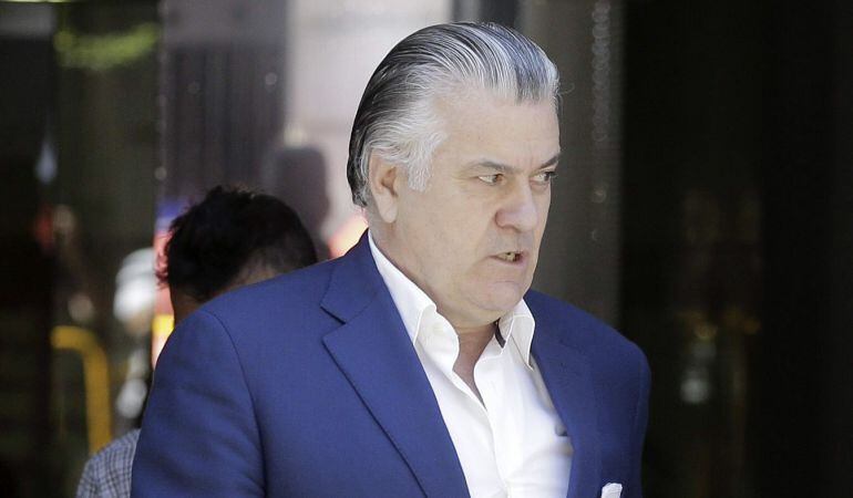 El extesorero del Partido Popular Luis Bárcenas a su salida de la Audiencia Nacional.