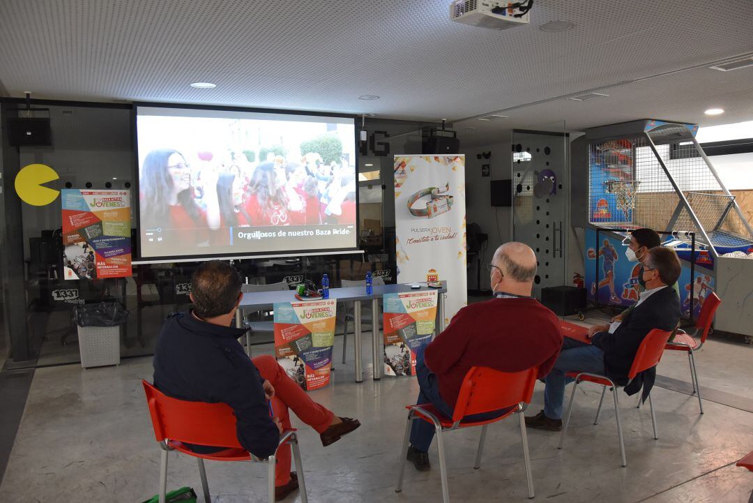 Presentación del plan de impulso juvenil en Baza