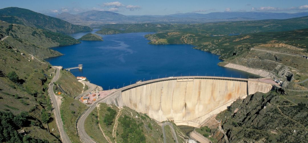 Presa de El Atazar