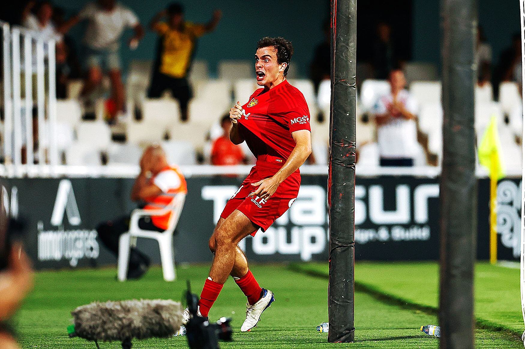 Se desata la locura con los triunfos del Real Zaragoza.