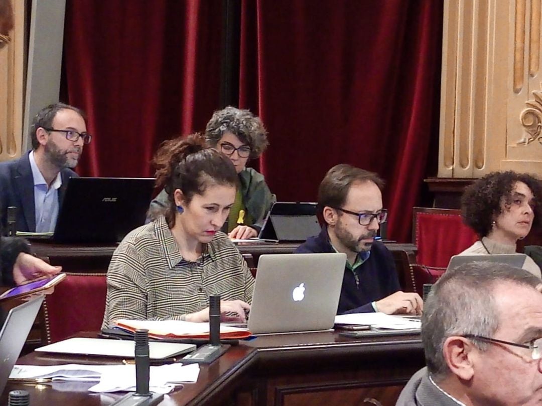 Silvia Tur en el Parlament balear en la pasada legislatura