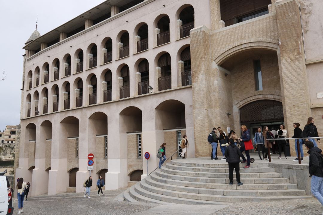 Imatge d&#039;arxiu de la Universitat de Girona.